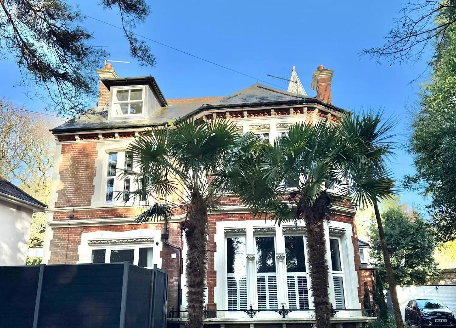 Spacious Bournemouth Apartment - Close To Town Centre And Beach - Free Parking - Sleeps 6 Egyesült Királyság