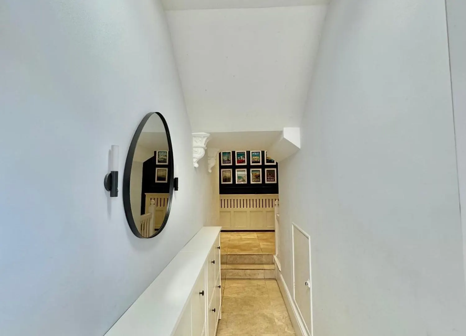 Spacious Bournemouth Apartment - Close To Town Centre And Beach - Free Parking - Sleeps 6